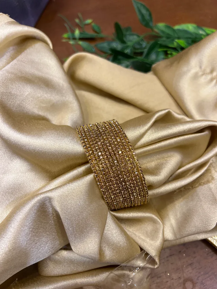 Border Bangles — Premium non Bendable Gold Stones